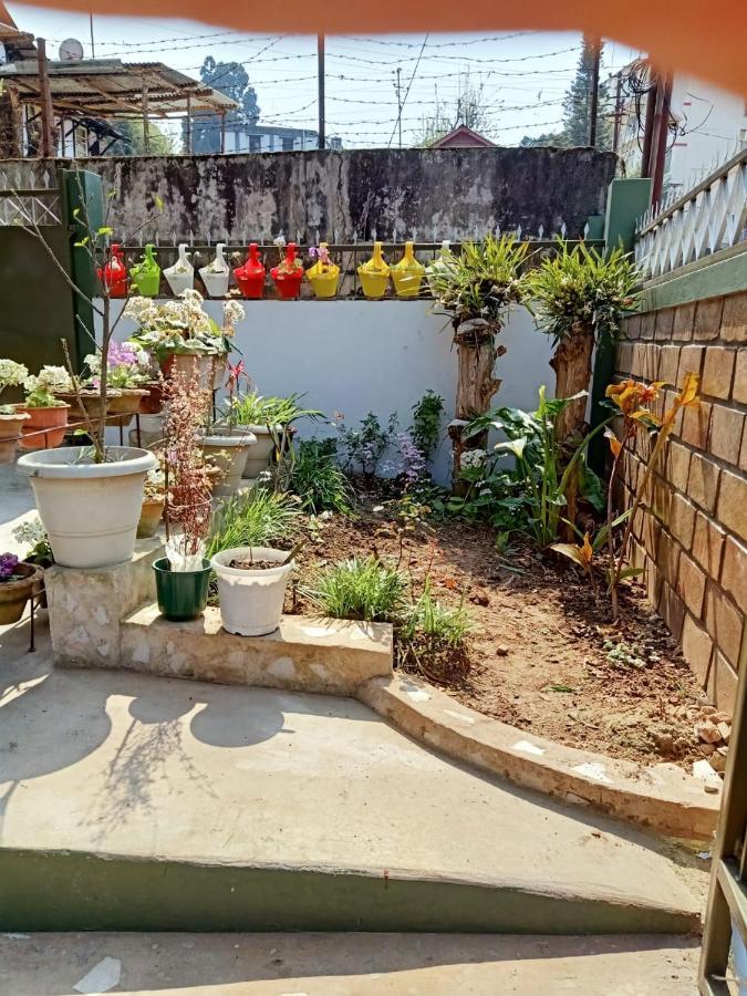 Khriang Khongwir Homestay Shillong Buitenkant foto